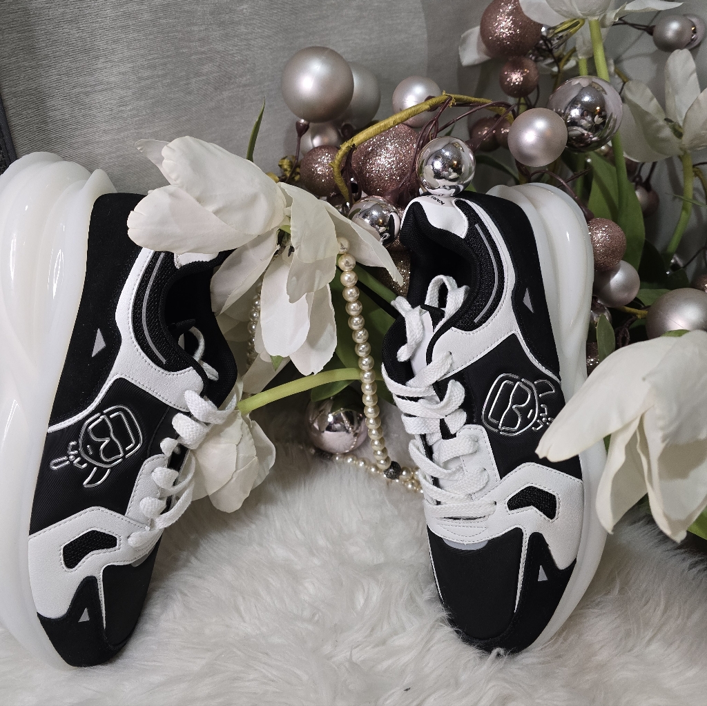Karl Lagerfeld Men's Metallic Karl Head Lace-Up Sneakerssize11 New
